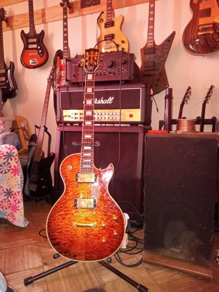 Completed Guitar Photos, Based on CST-730 Kit, Made by Order #17654, Tom Carol (USA)