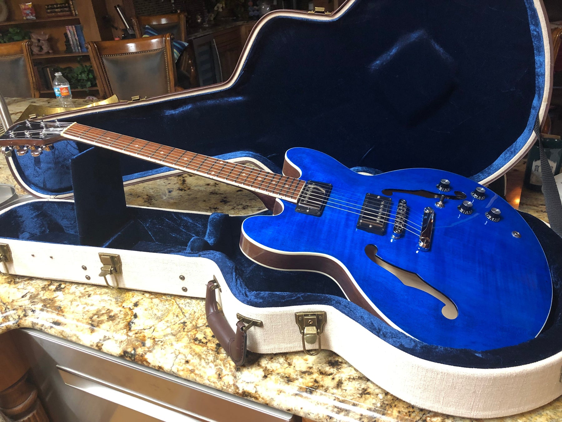 Completed Guitar & Building Photos, Based on PES335-54 Guitar Kit, Made by Keith Gramling (USA)