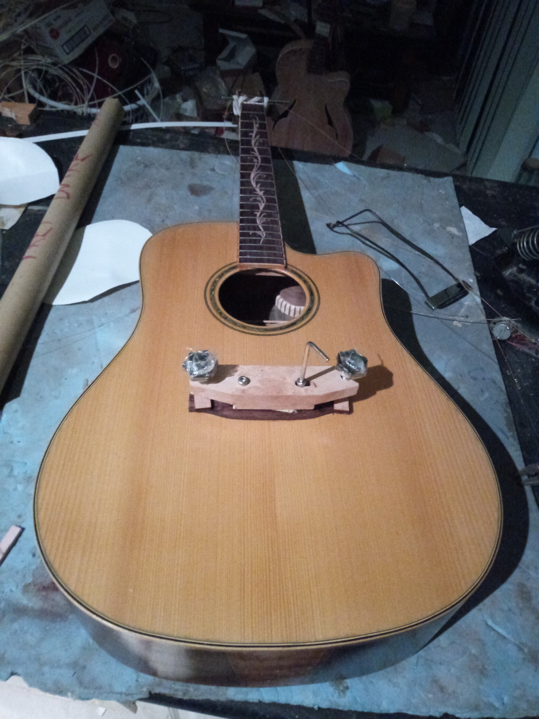 #12827, Building Photos, Based on PFA-959 Guitar Kit, Made by John Tela (Australia)
