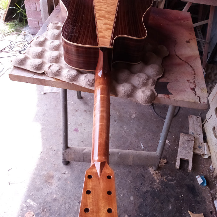 #12827, Building Photos, Based on PFA-959 Guitar Kit, Made by John Tela (Australia)