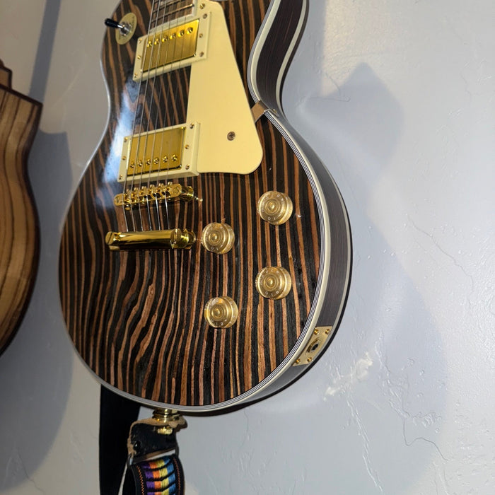 Completed Guitar Photos, Based on PLP-066 Guitar Kit, Made by Order #19059 customer, Chris Kunkle (USA)
