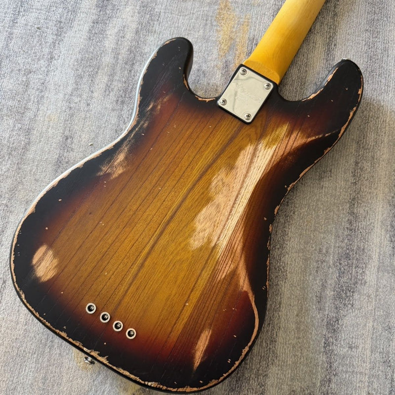 4 String Vintage P Bass Style Electric Bass Guitar with Relic Sunburst Finish & Elm Body(LRG-106)