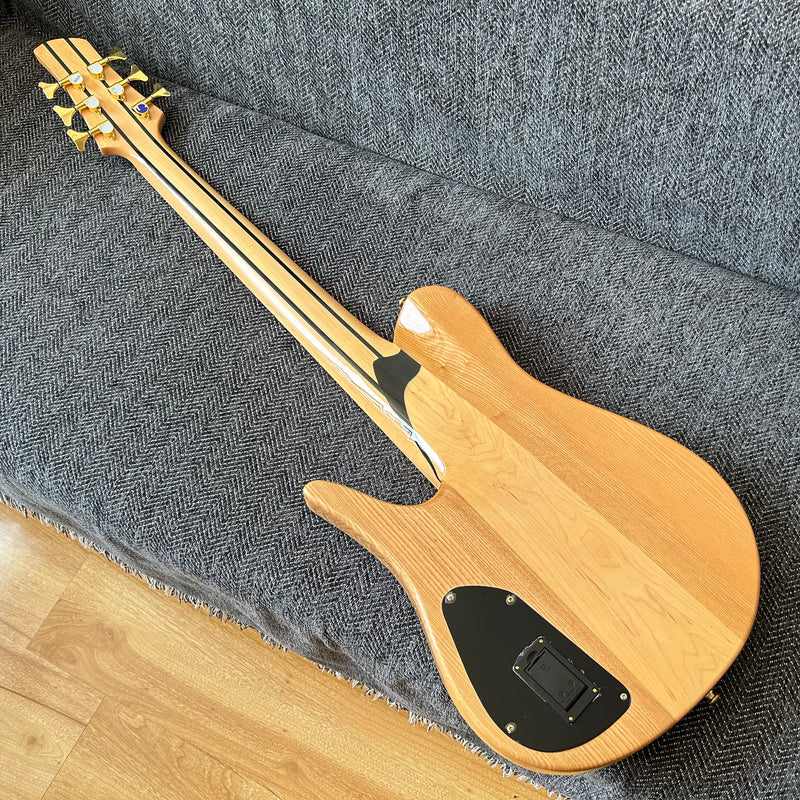 6 Strings Ash Wood Body Neck Through Bass Guitar (GKS-002)