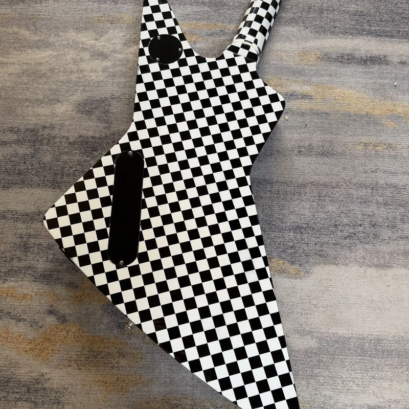 Black White Checkerboard Explorer Style Electric Guitar (LRG-004)