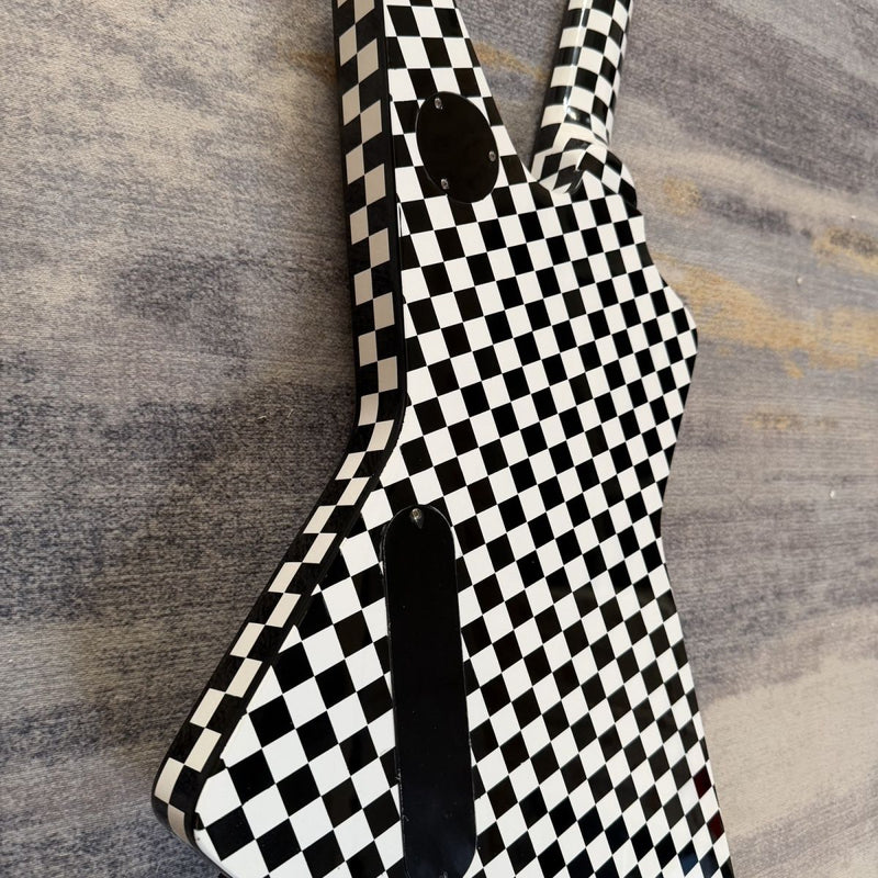 Black White Checkerboard Explorer Style Electric Guitar (LRG-004)