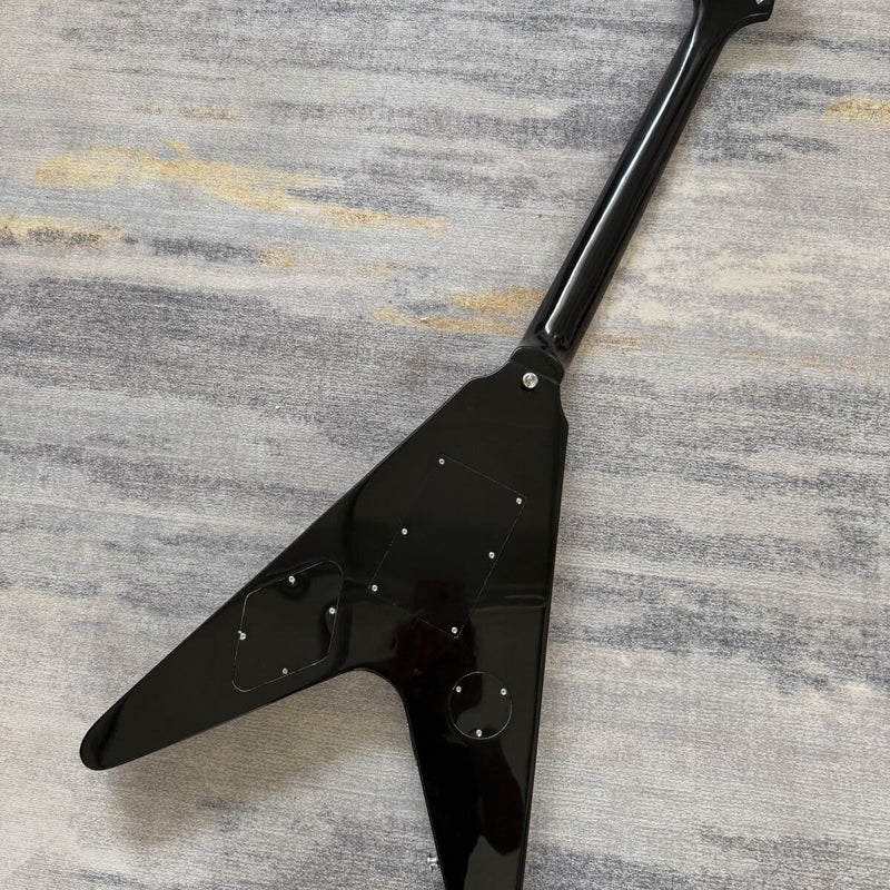 Black White Flying V Style Electric Guitar (LRG-036, No Logo)
