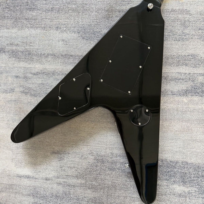 Black White Flying V Style Electric Guitar (LRG-036, No Logo)