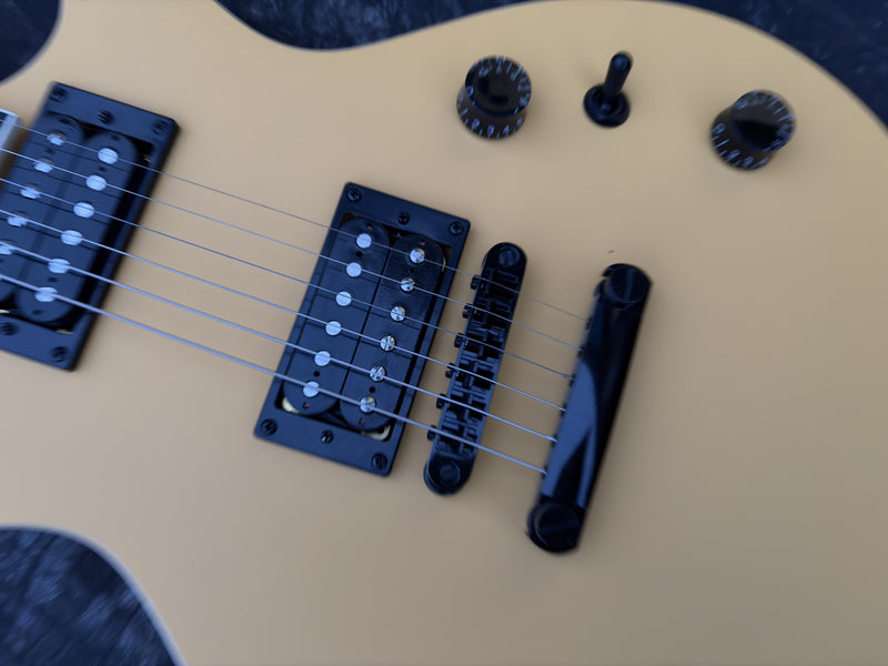 Classic LP Style Single-Cutaway Electric Guitar with Bright TV Yellow Finish (YMZ-258)