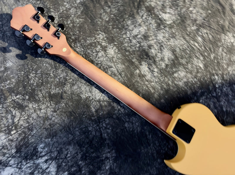 Classic LP Style Single-Cutaway Electric Guitar with Bright TV Yellow Finish (YMZ-258)