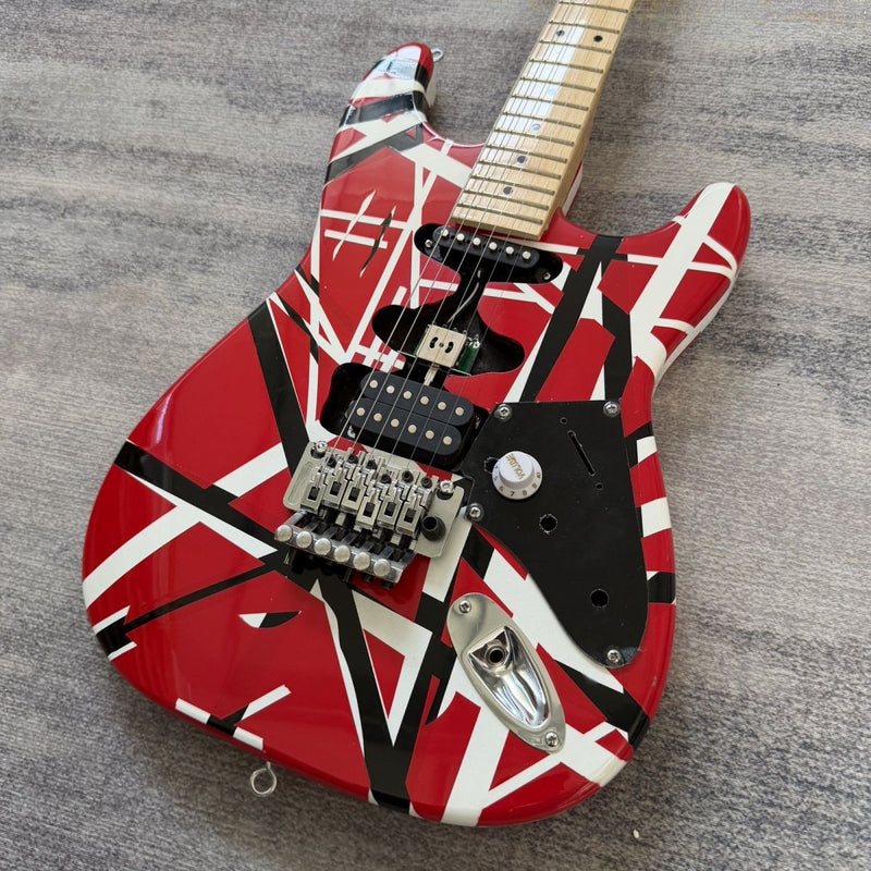 EVH Van Halen Striped Series ST Style Electric Guitar (LRG-026, No Logo)