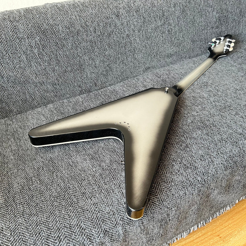 Flying V Style Electric Guitar with Metallic Silver Finish (GKS-010)