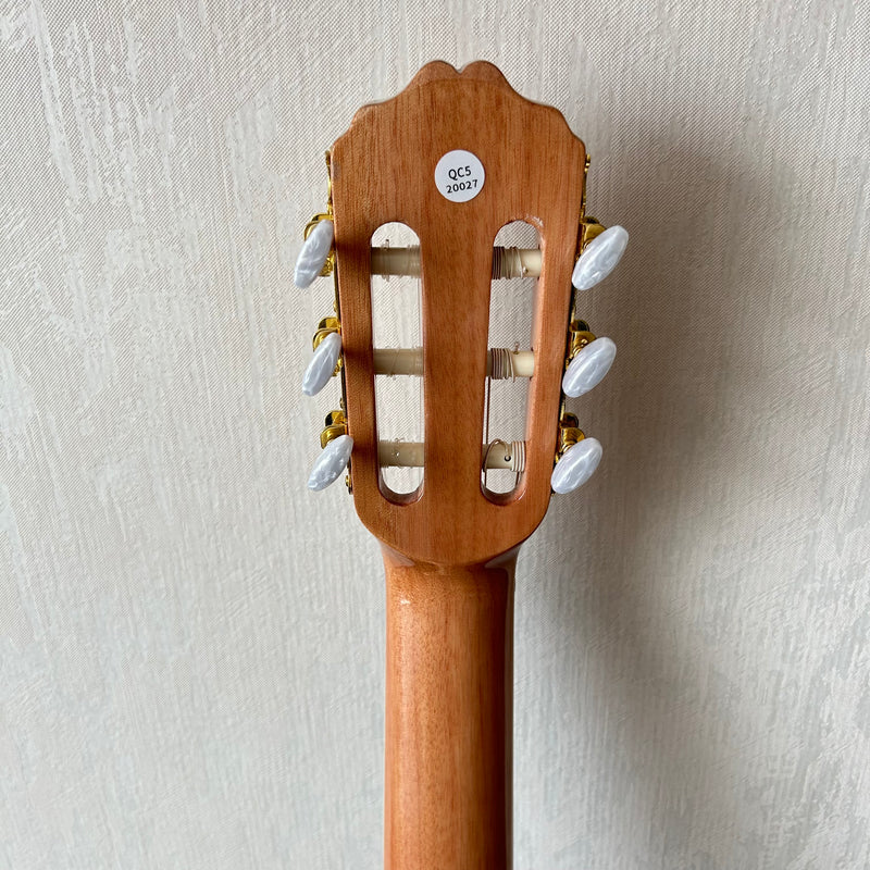 39 Inch Slim Classical Guitar with LED EQ (QCG2302)