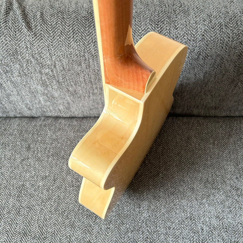 39 Inch Slim Classical Guitar with LED EQ (QCG2302)