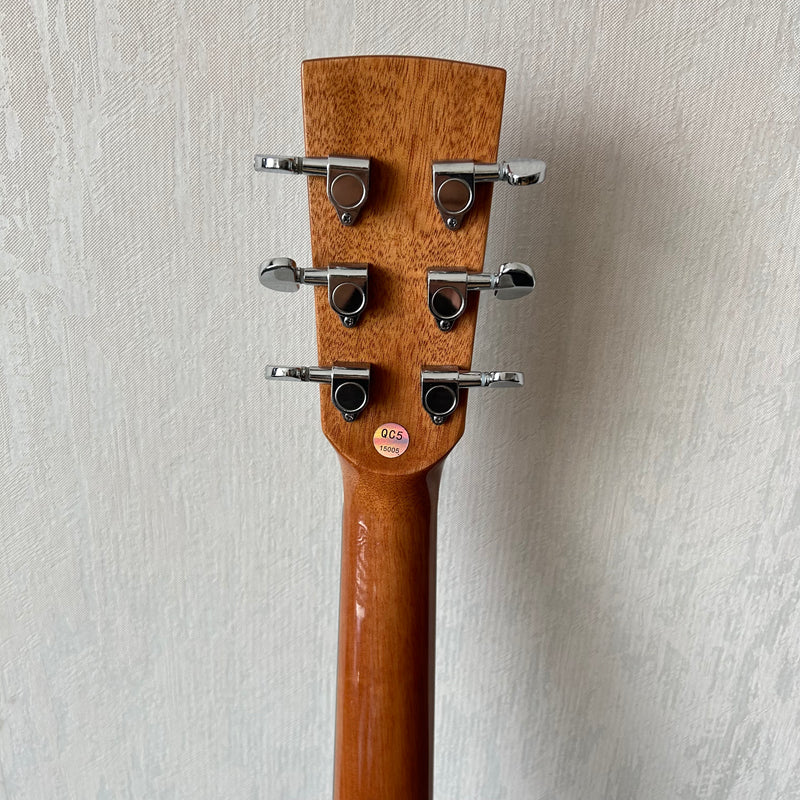 40 Inch Solid Spruce Top / Walnut Back & Sides Acoustic Guitar (CD801)