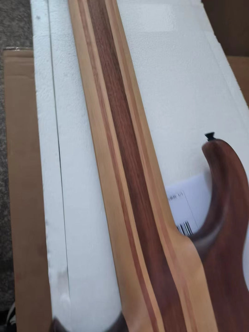 7 Strings Electric Bass Guitar (YMZ-192)