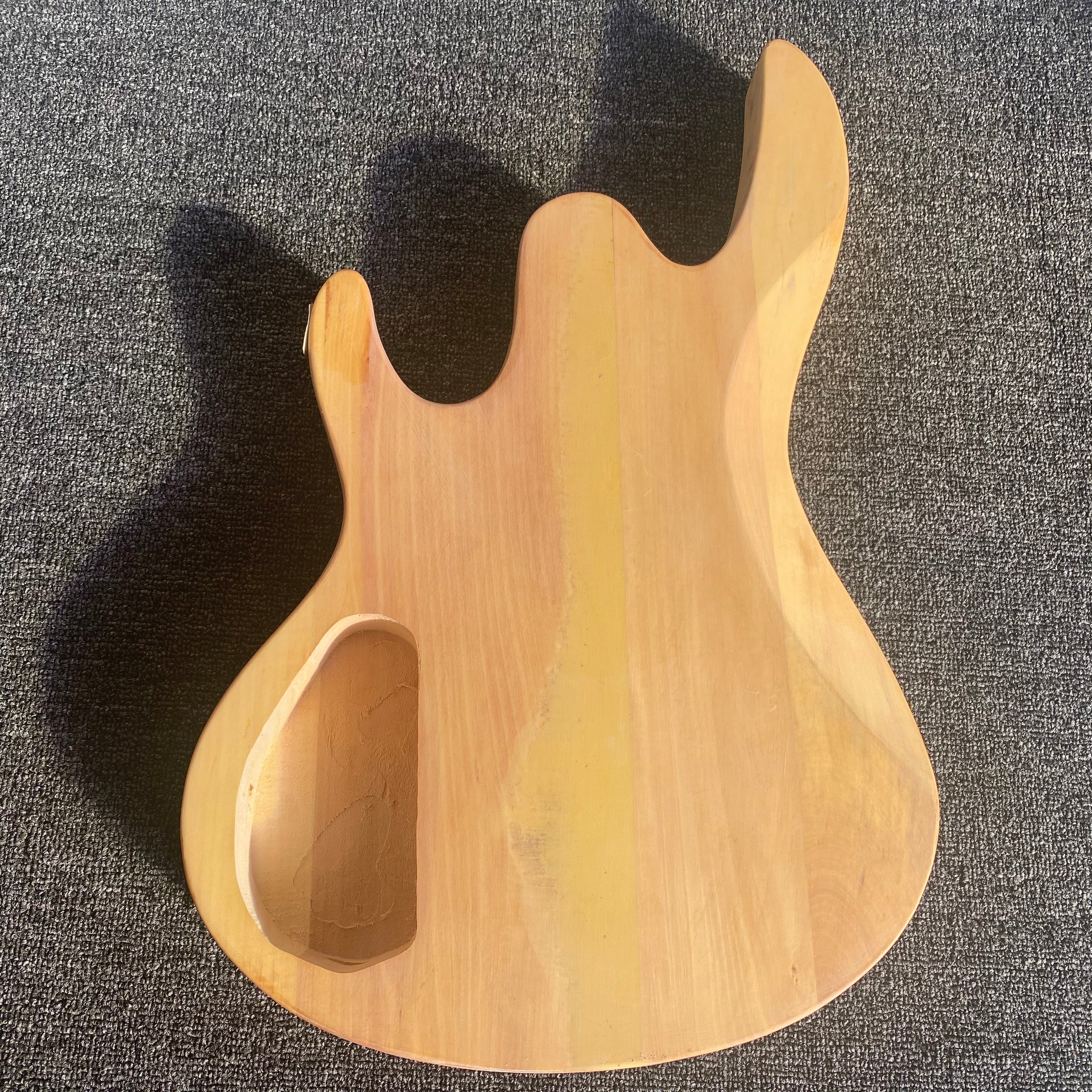 Free Electric Guitar Body (B Level, 0008) — Guitar Kit Shop