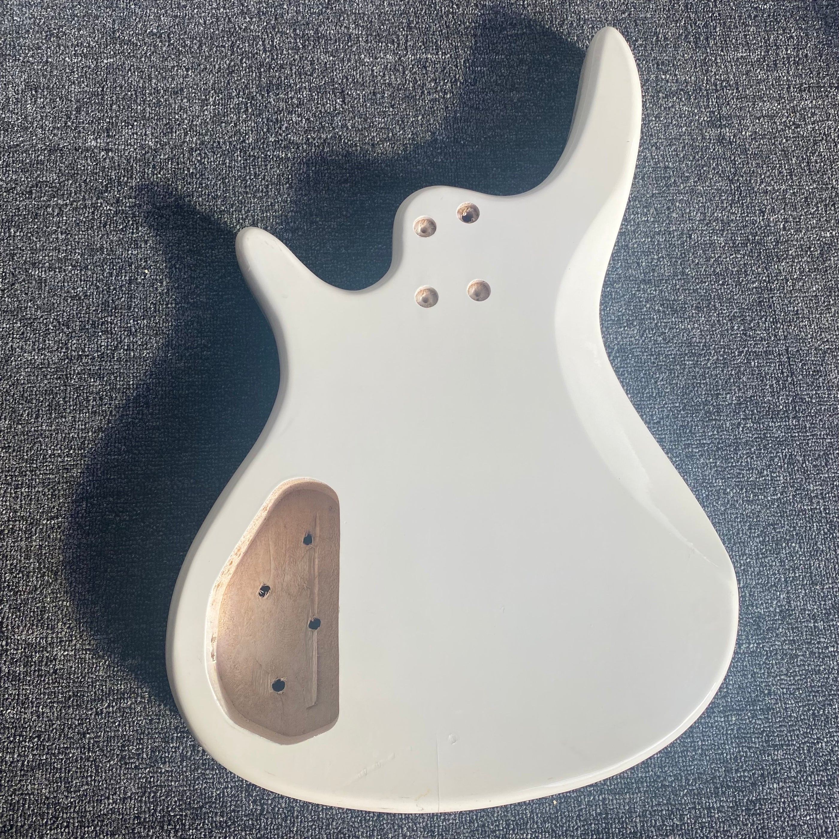 Free Electric Guitar Body (B Level, 0011) — Guitar Kit Shop