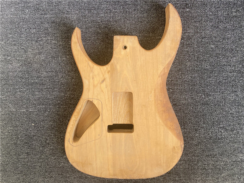 Free Electric Guitar / Bass Guitar Body (B Level, 0423)