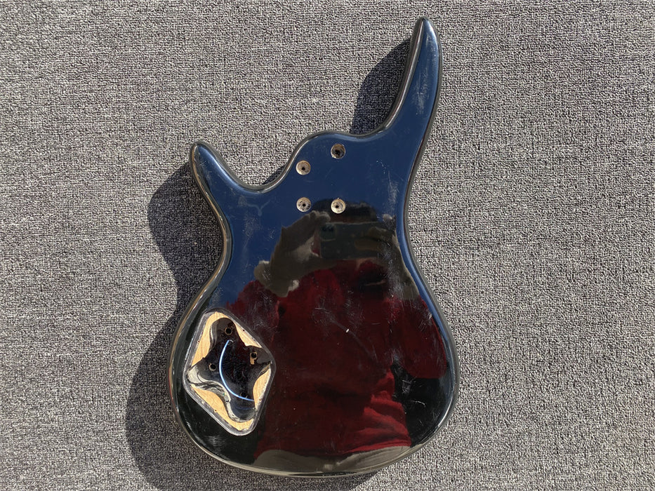 Free Electric Guitar Body / Bass Guitar Body (B Level, 0555)