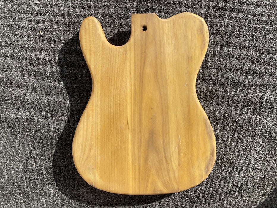 Free Electric Guitar Body / Bass Guitar Body (B Level, 0561)