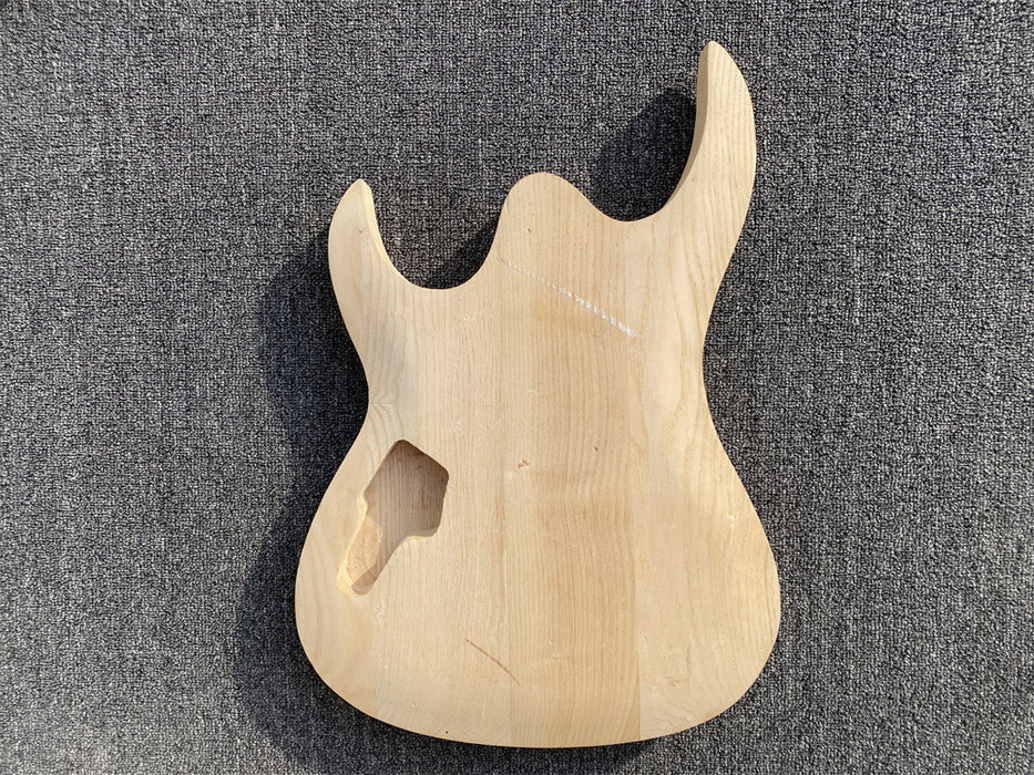 Free Electric Guitar Body / Bass Guitar Body (B Level, 0501)
