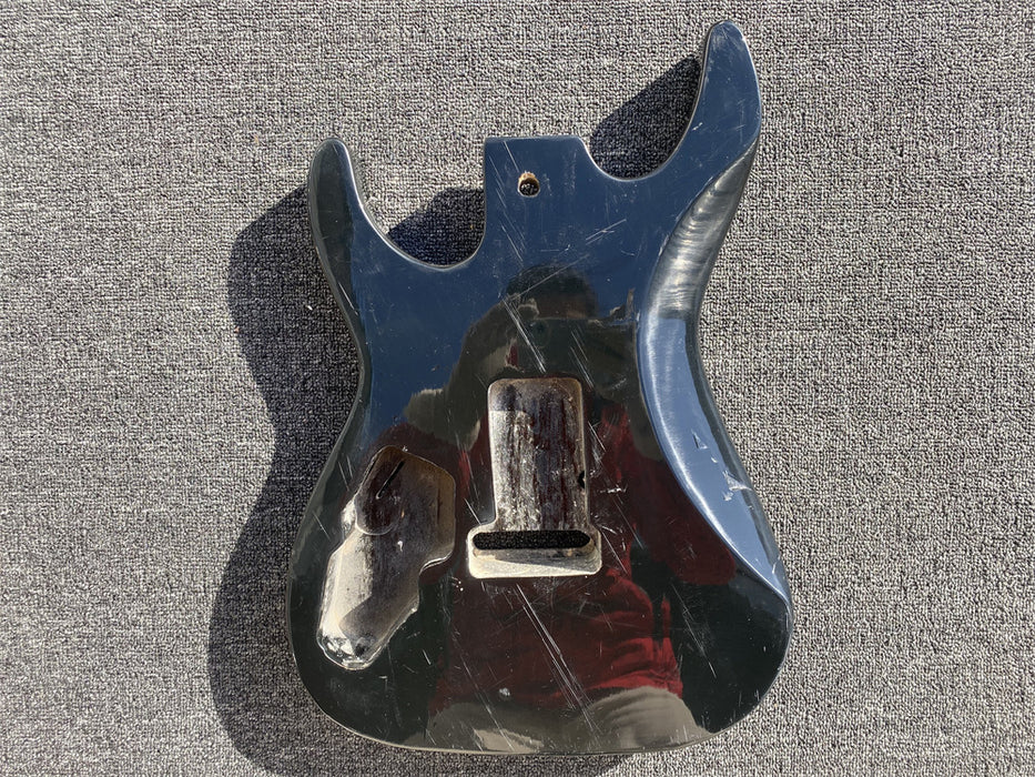 Free Electric Guitar Body / Bass Guitar Body (B Level, 0570)
