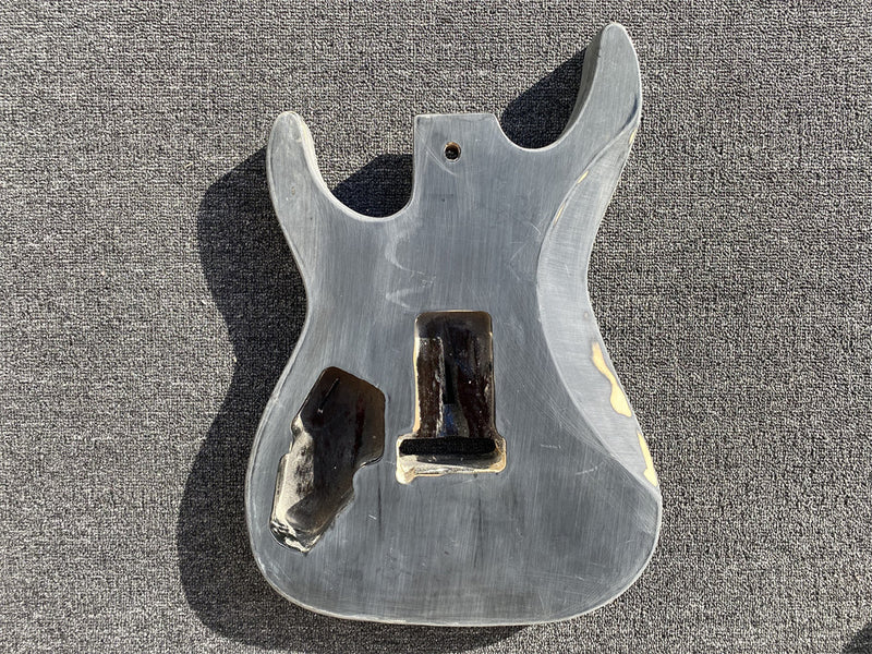 Free Electric Guitar Body / Bass Guitar Body (B Level, 0573)