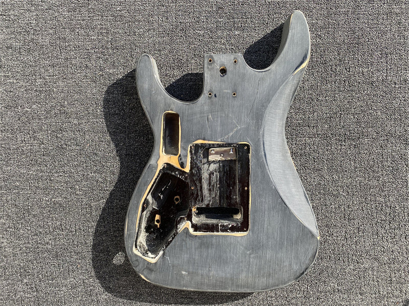 Free Electric Guitar Body / Bass Guitar Body (B Level, 0575)