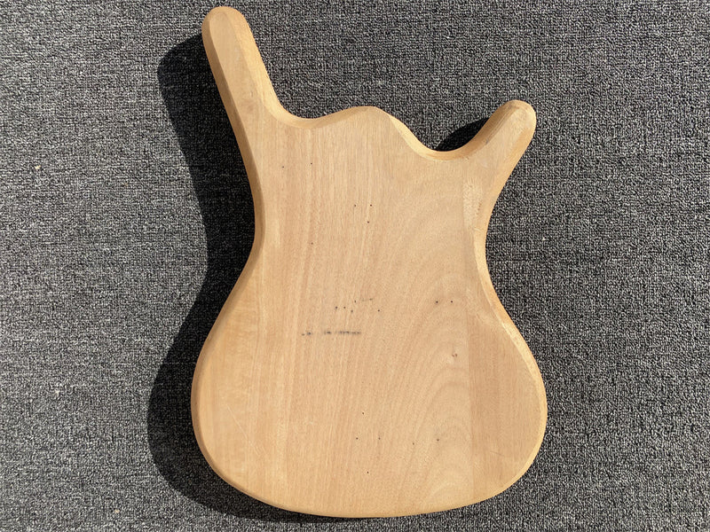 Free Electric Guitar Body / Bass Guitar Body (B Level, 0599)