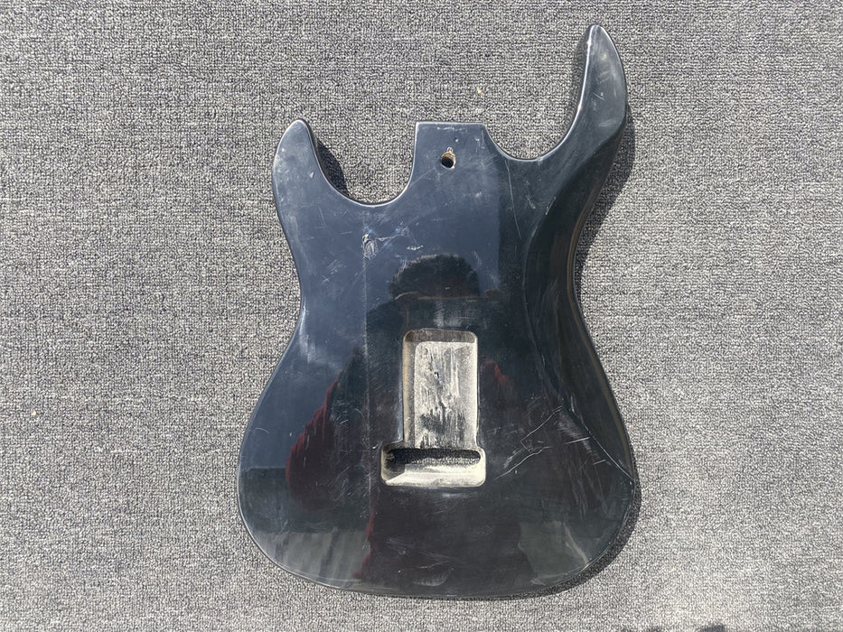 Free Electric Guitar Body / Bass Guitar Body (B Level, 0619)
