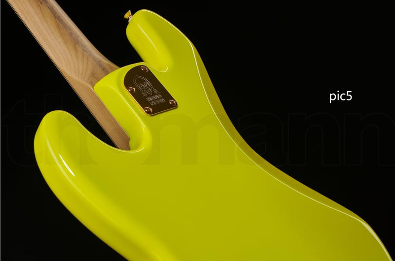 Custom Electric Bass Guitar (2026-06-29)