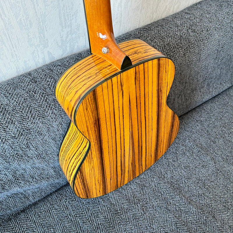 38 Inch Solid Spruce Acoustic Guitar (Shanghai Music Show Sample, JN350)