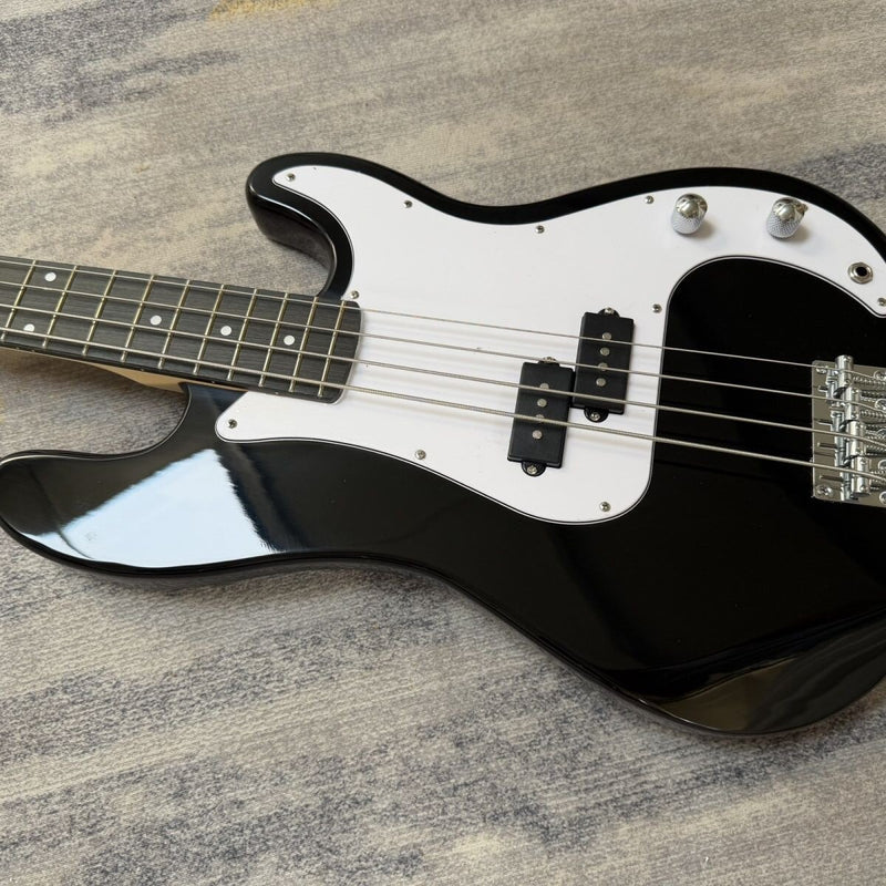 P Bass Style 4 String Electric Bass Guitar with Gloss Black Finish & Paulownia Body(LRG-102)
