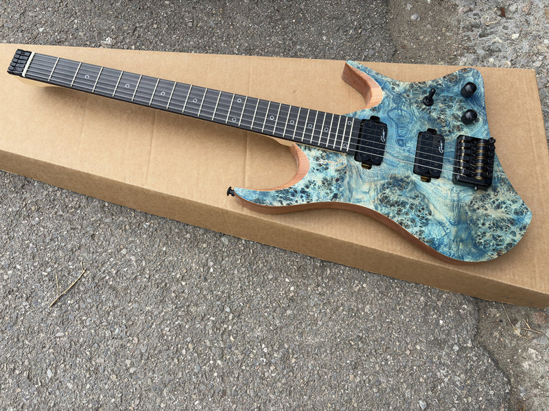 Pango Music Headless Electric Guitar with Burl Maple Top & 5-piece Neck (YMZ-260)