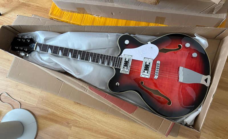 Semi-Hollow Body ES-335 Style Electric Guitar with Gloss Red Burst Finish (HY-2604)
