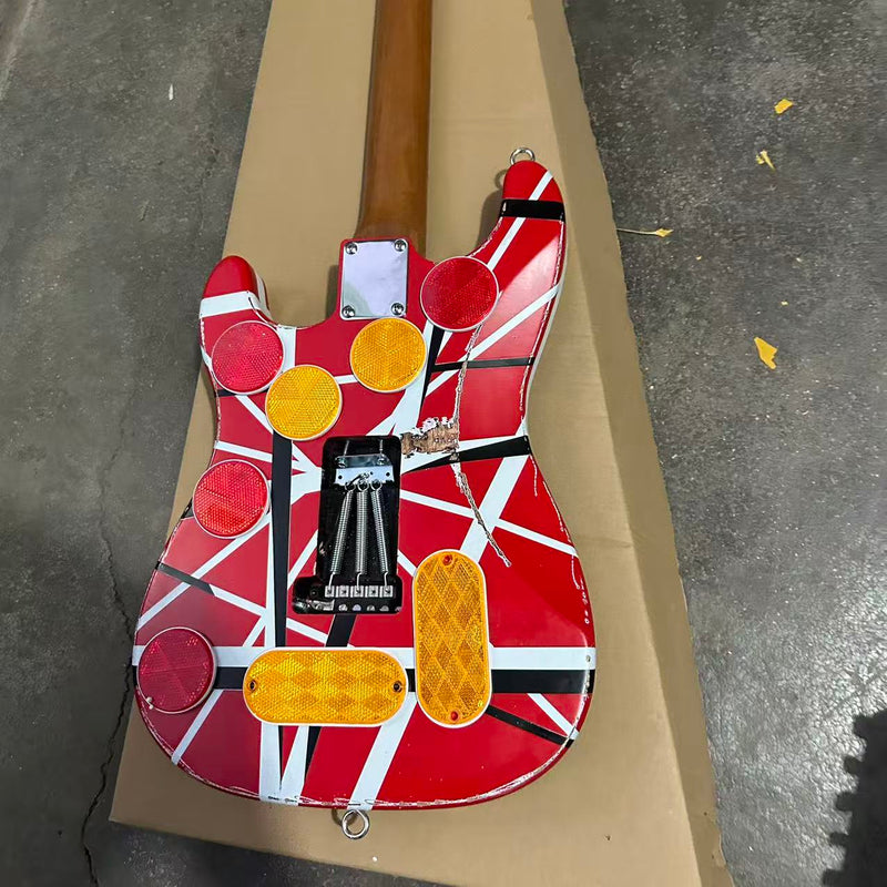 X-ST Series Redesigned Relic Electric Guitar (XST-1815, Headstock & Stripe Modified)