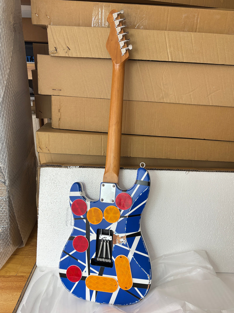 X-ST Series Redesigned Relic ST Style Electric Guitar (ST-1817, Headstock & Stripe Modified)