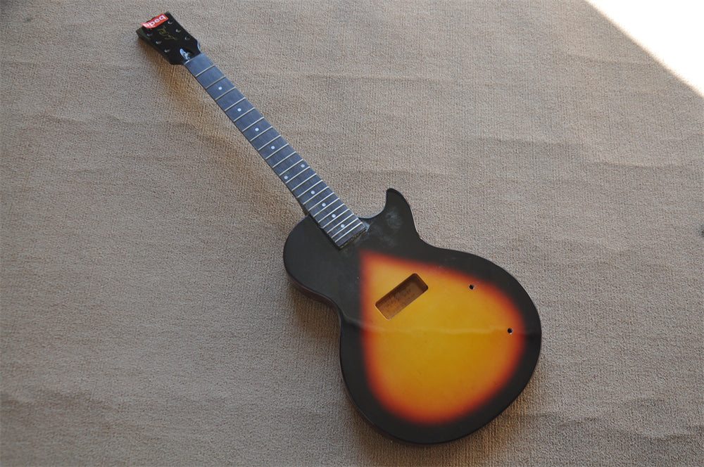 ZQN Series Electric Guitar (ZQN0128, No Hardware)