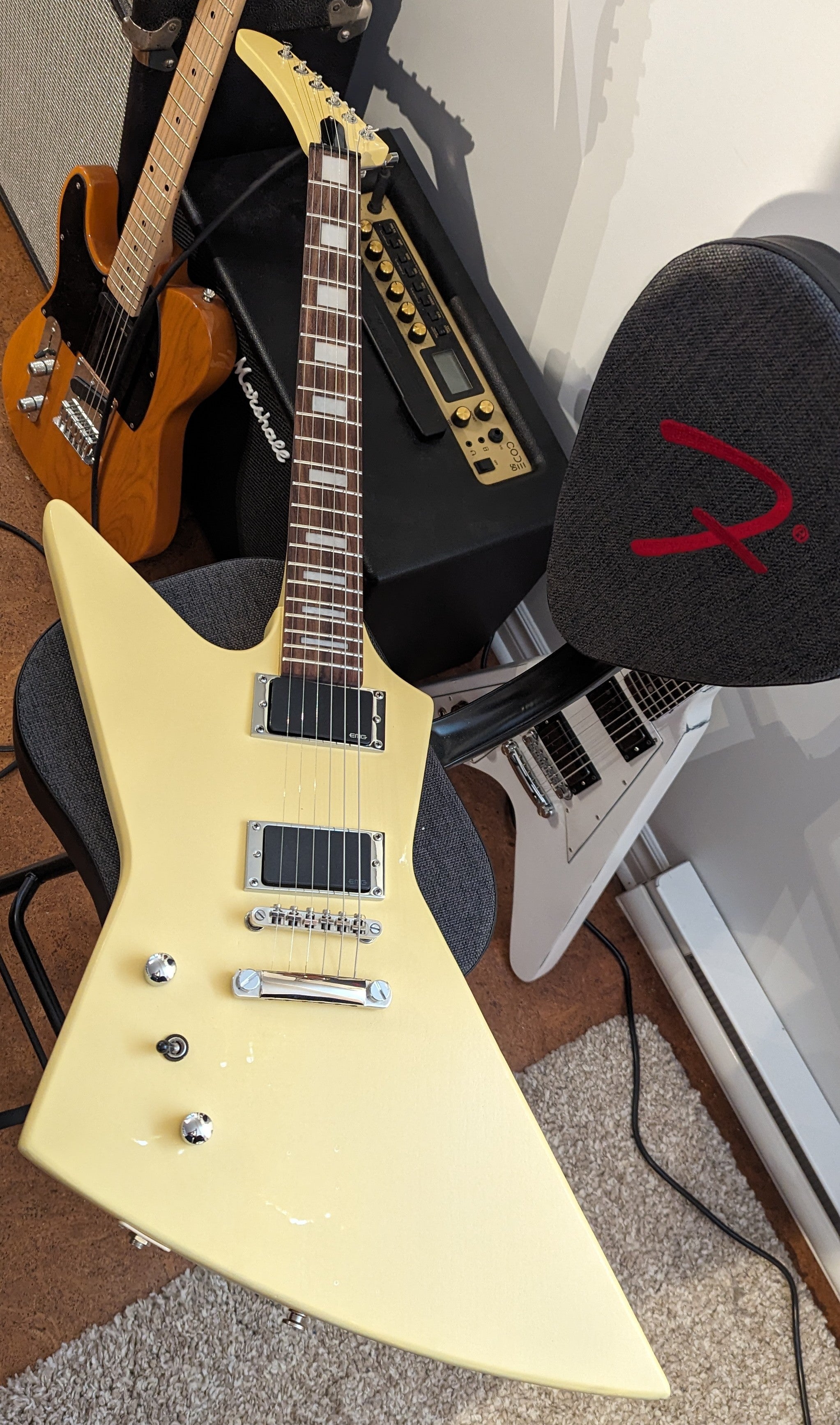 Left-Handed Explorer DIY Electric Guitar Kit (PEX-619) — Guitar