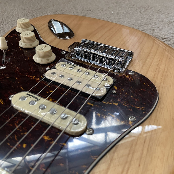 PANGO Music Electric Gutiar on Sale (092)