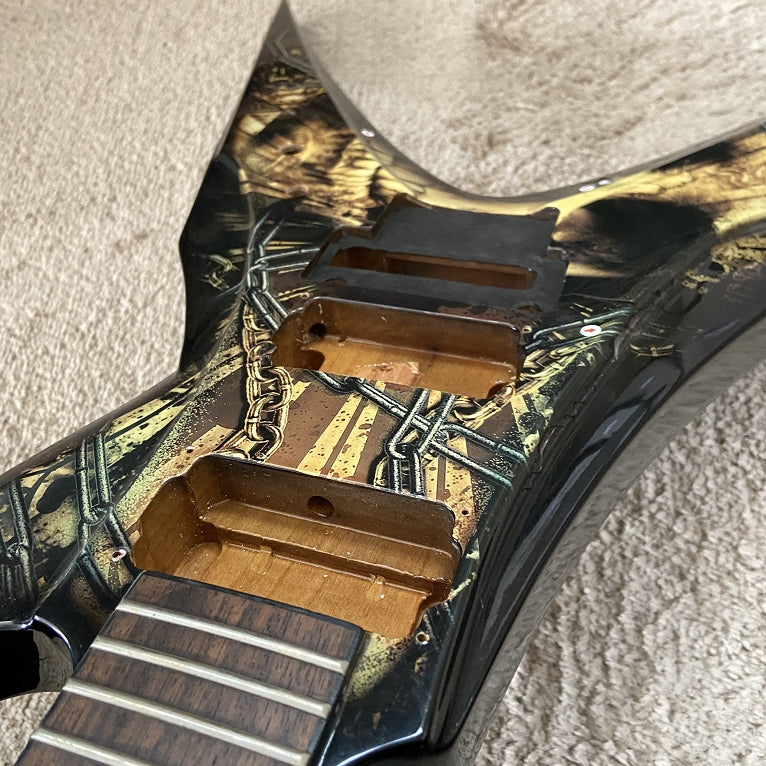 PANGO Music Electric Gutiar with Hardcase (026)