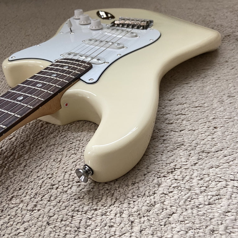 PANGO Music Electric Gutiar on Sale (055)