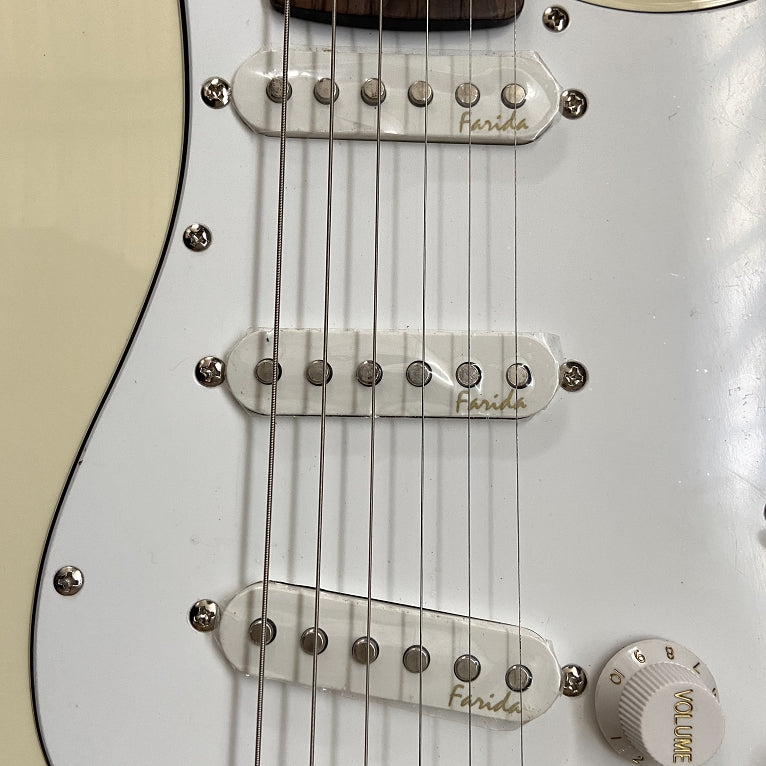 PANGO Music Electric Gutiar on Sale (055)