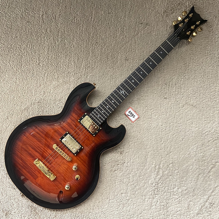 PANGO Music Electric Gutiar for Sale (075)