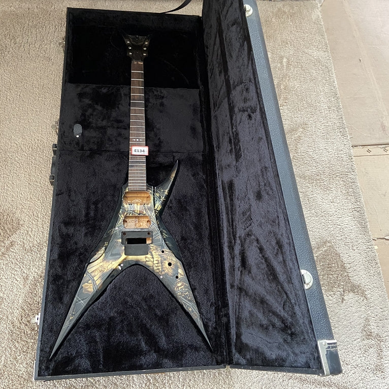 PANGO Music Electric Gutiar with Hardcase (026)