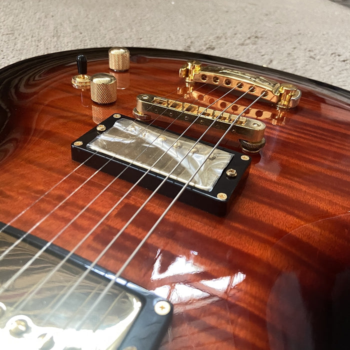 PANGO Music Electric Gutiar for Sale (075)