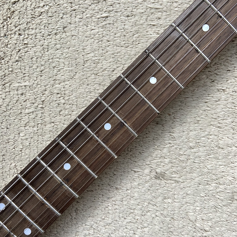 PANGO Music Electric Gutiar on Sale (009)