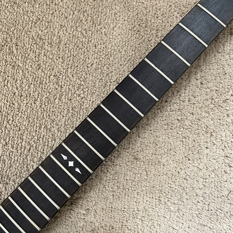 PANGO Music Electric Gutiar with Hardcase (027)