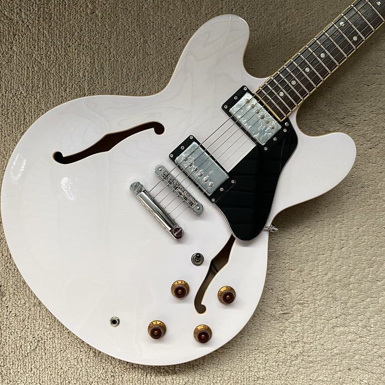 PANGO Music Electric Gutiar on Sale (032)